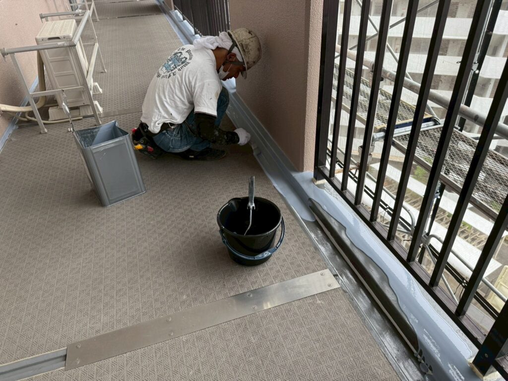 ウレタン塗膜防水工事施工状況_2